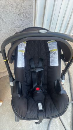 Doona stroller with base