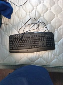 Brand New Keyboard Asking 7 Pick Up Only And Cash Or Venmo