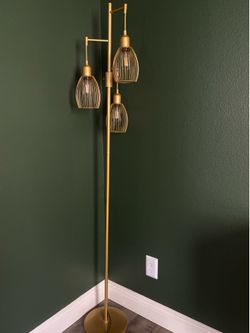 Floor lamp
