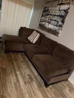 Semi used sectional /brown