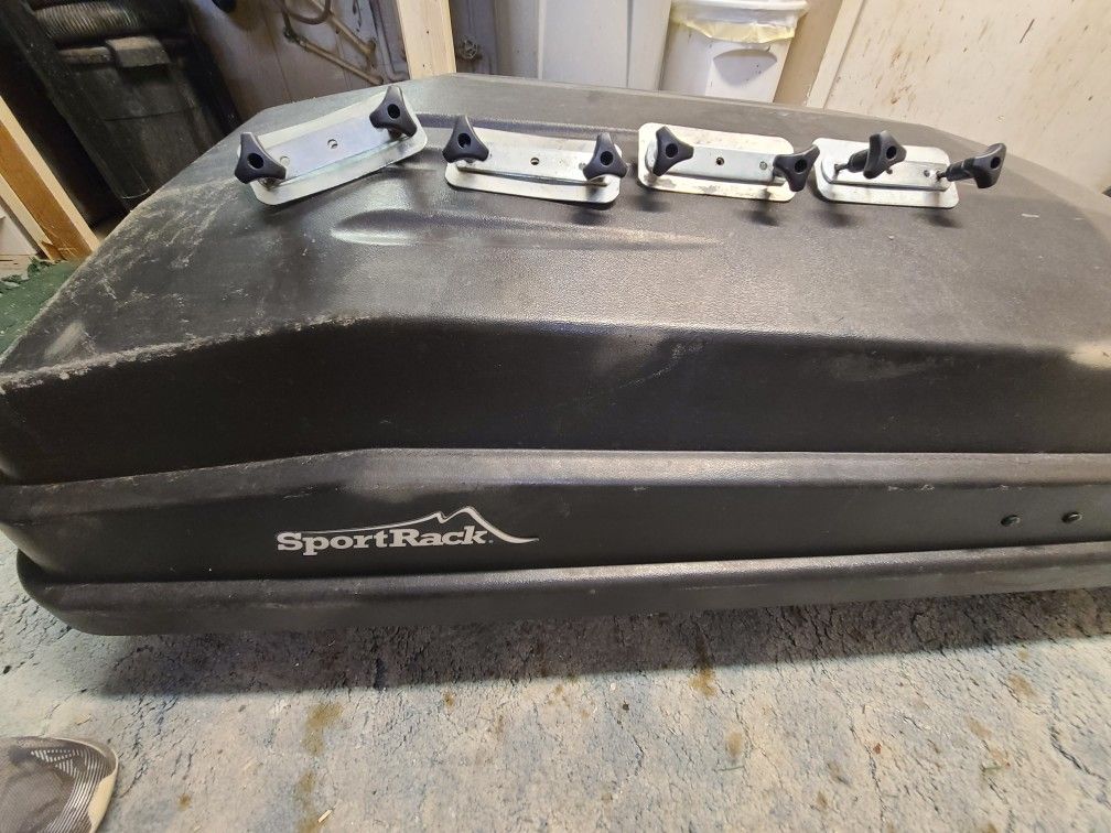 SportRack Vista XL Cargo Box