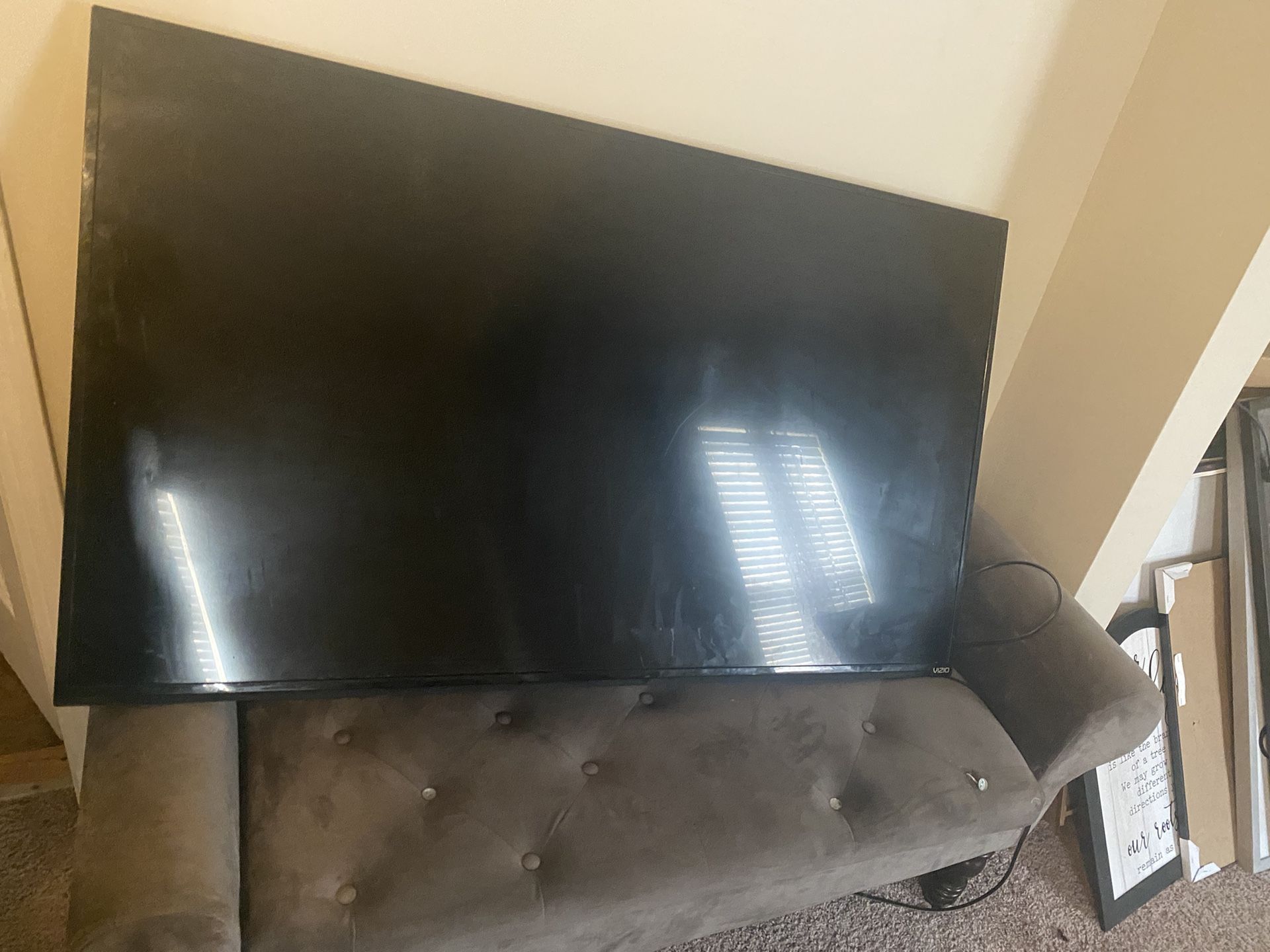 55” Vizio Tv