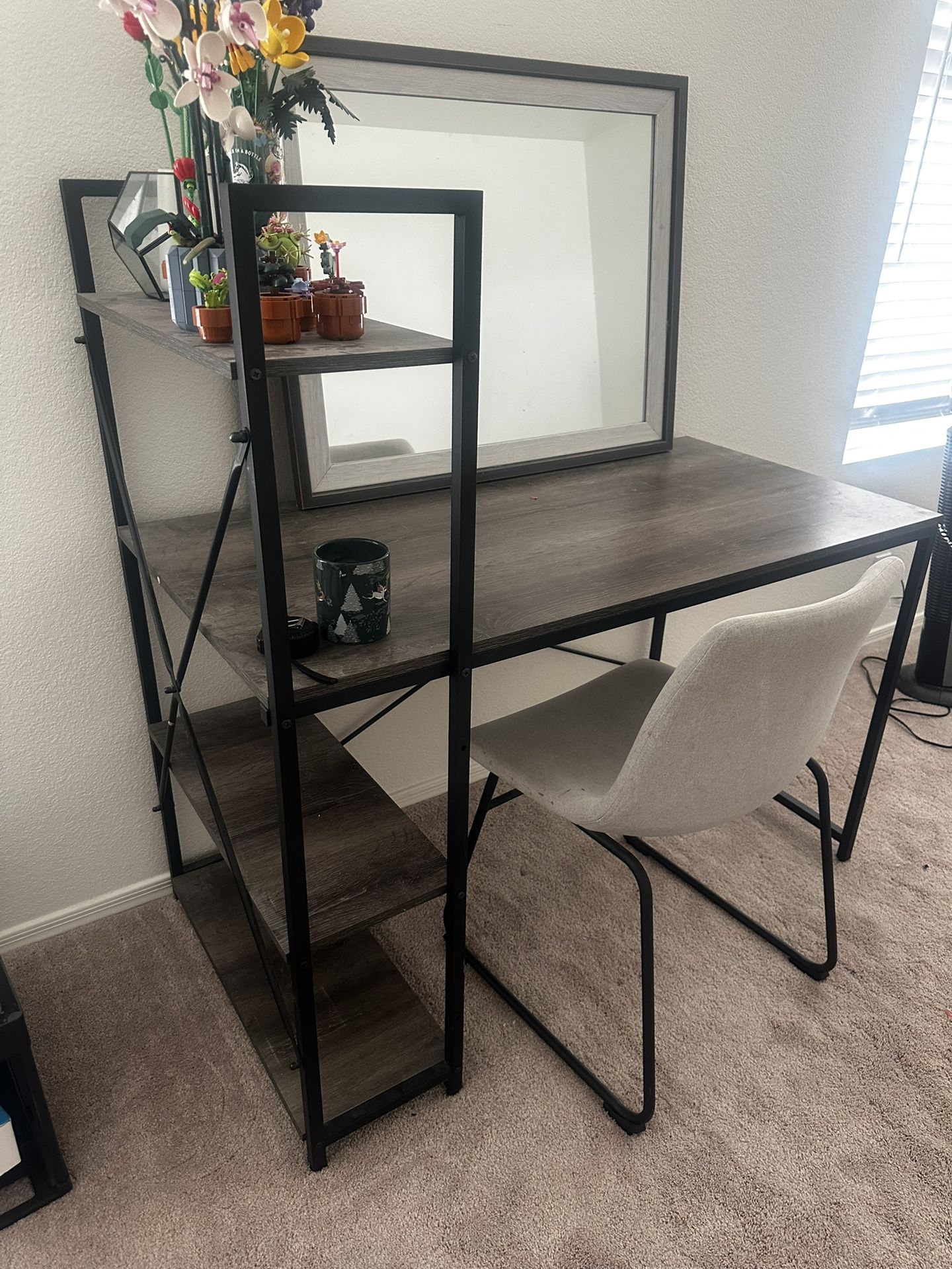 Desk With Chair & Mirror 