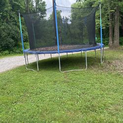 Trampoline With Pad And Cage