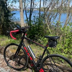 FUJI SPORTIF 1.3 DISC.        Size 58.