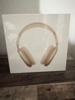 AirPod Maxes (BRAND NEW)