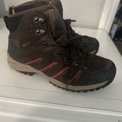 Size 6 Waterproof Boots