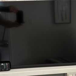 Vizio TV 32”