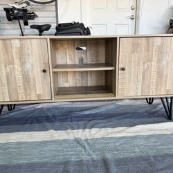 Ashley Wood Living Room Set