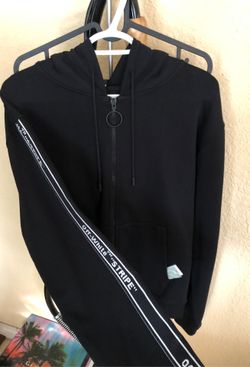 Brand new off white size large tape logo