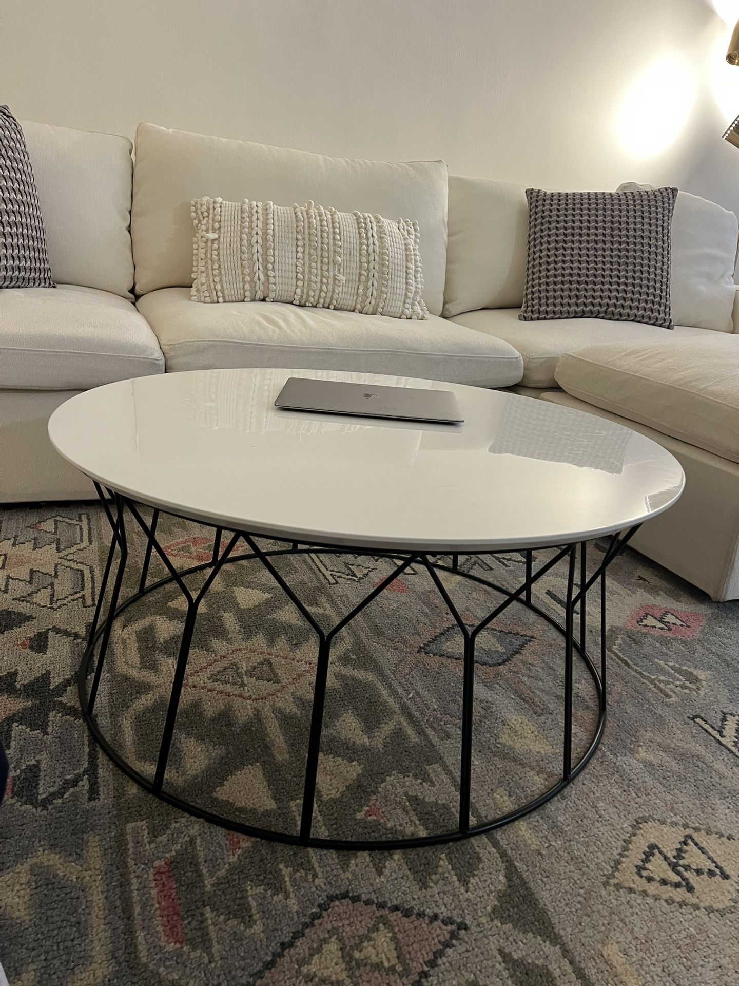 Modern Round Coffee Table – White Top + Black Metal Base