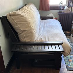 Futon Queen