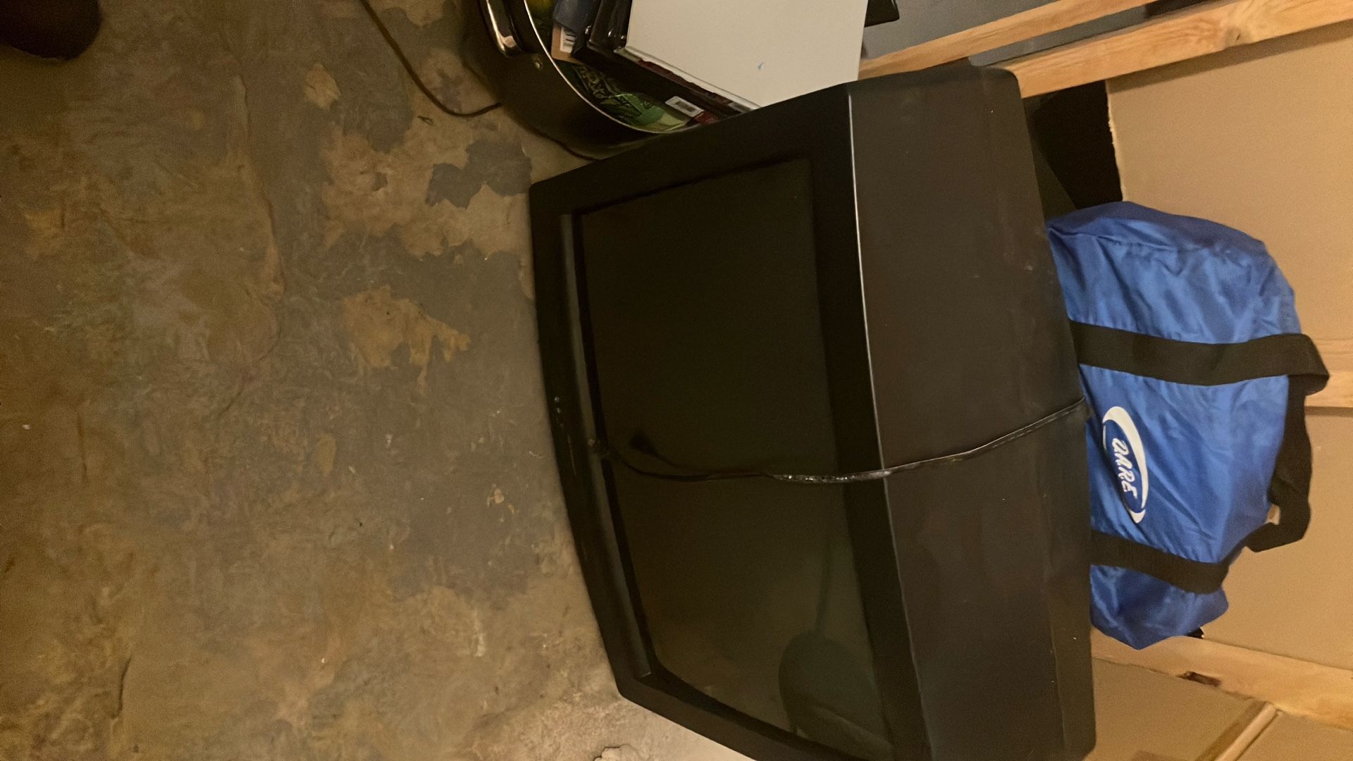 Old CRT TV With Stand - Hardly Used - FREE !