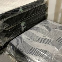 MATTRESS CLOSEOUT! Queen & King