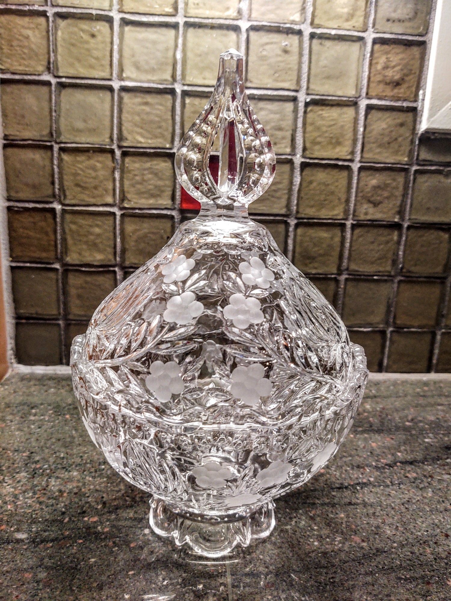 Vintage Crystal Footed Bon Bon Dish With Lid