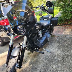 2017 Harley Davidson FXDB