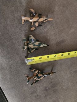 Set of 3 Diecast Military Jet Fighter Models