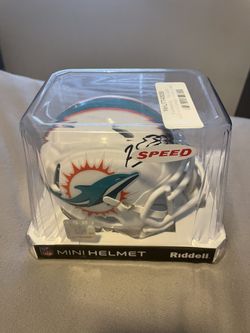 Tua Miami Dolphins New Autograph Memorabilia