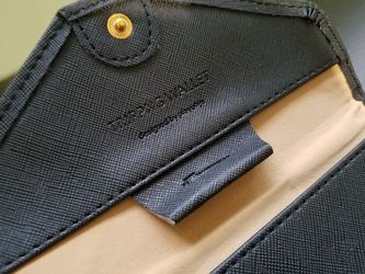 Tripping wallet