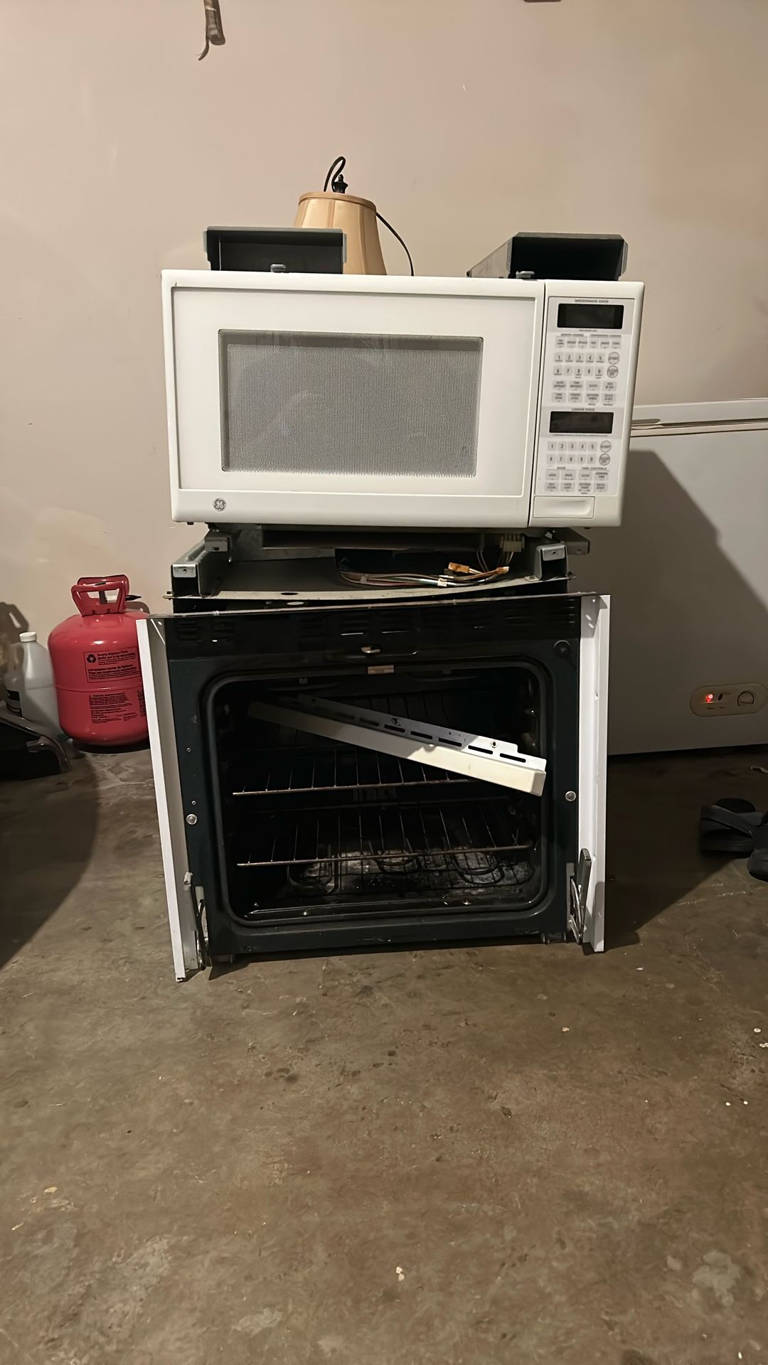 Free Broken Oven And Microwave