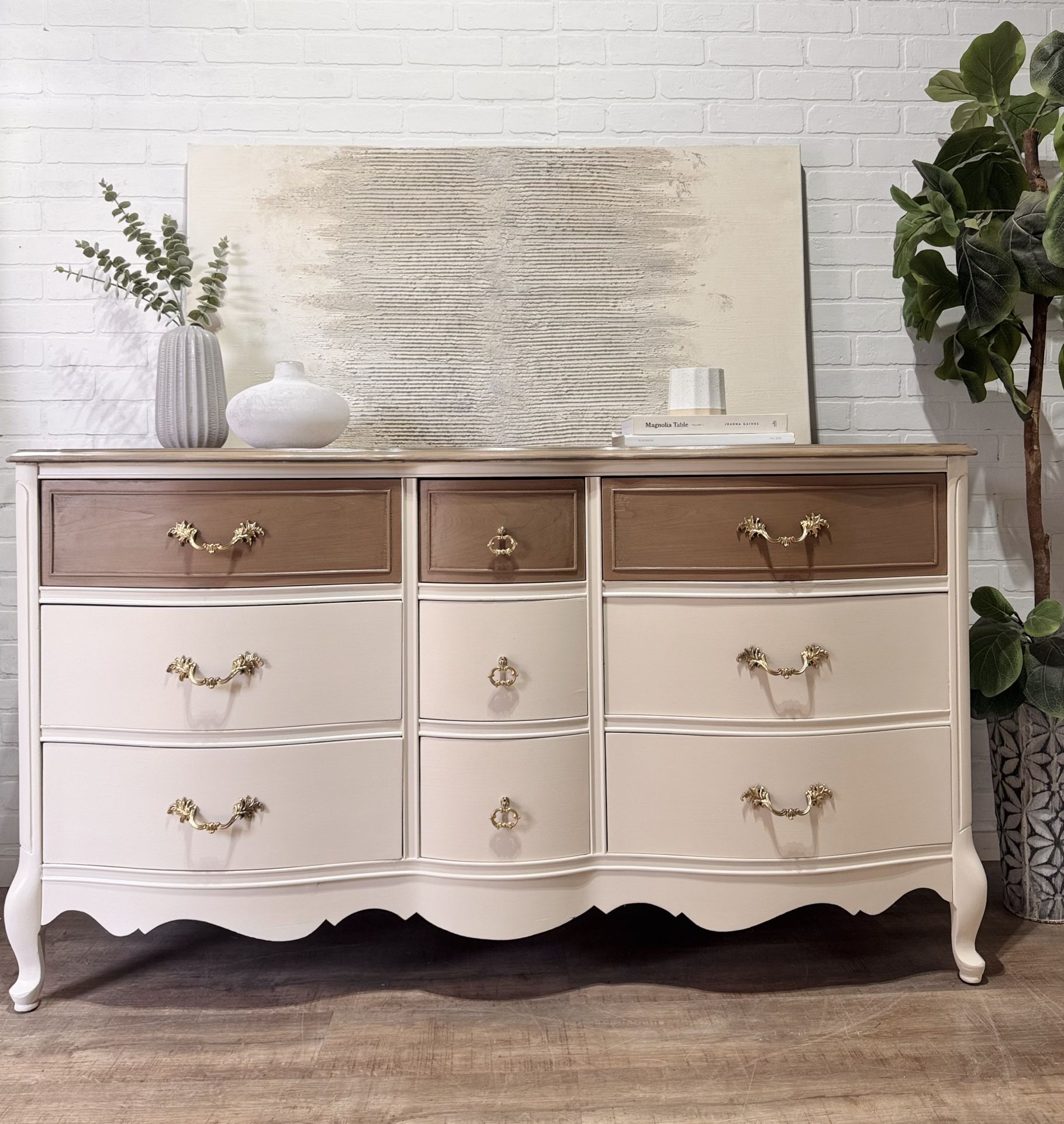 Vintage Bassett French Provincial Dresser 9 Drawer Lowboy