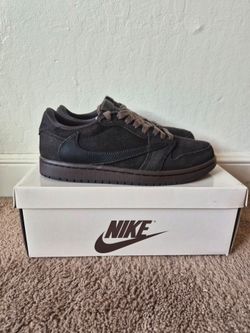 Nike Travis Scott "Velvet Brown"