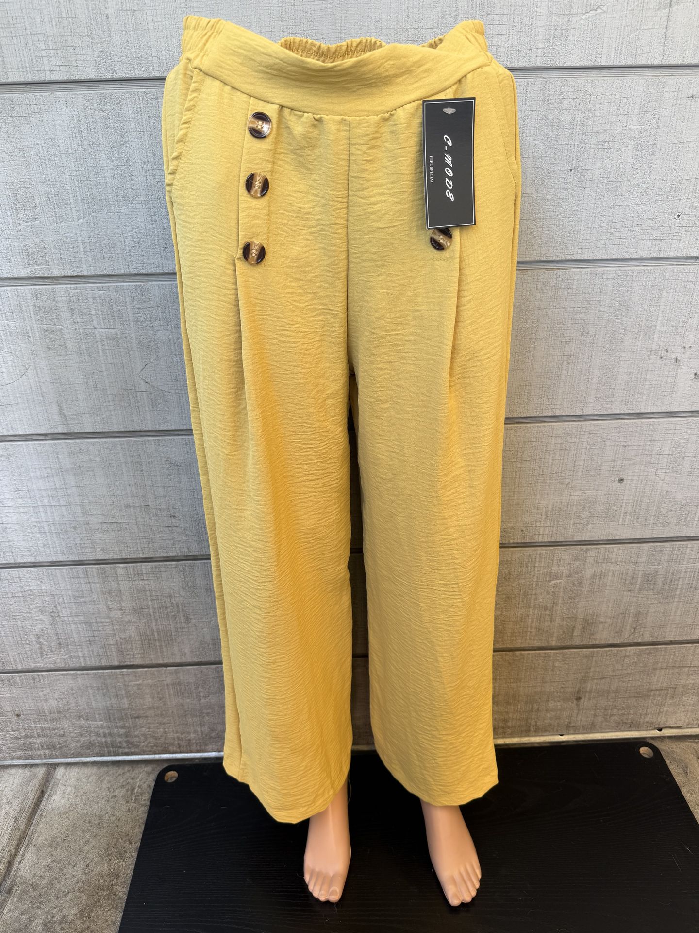 Women’s C-Mode Pull Up Wide Leg Pants Size Medium