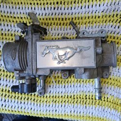 Throttle Body And Plenum For 2004 Ford Mustang GT