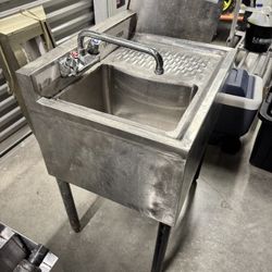 One Compartment Underbar Sink With Right Drainboard