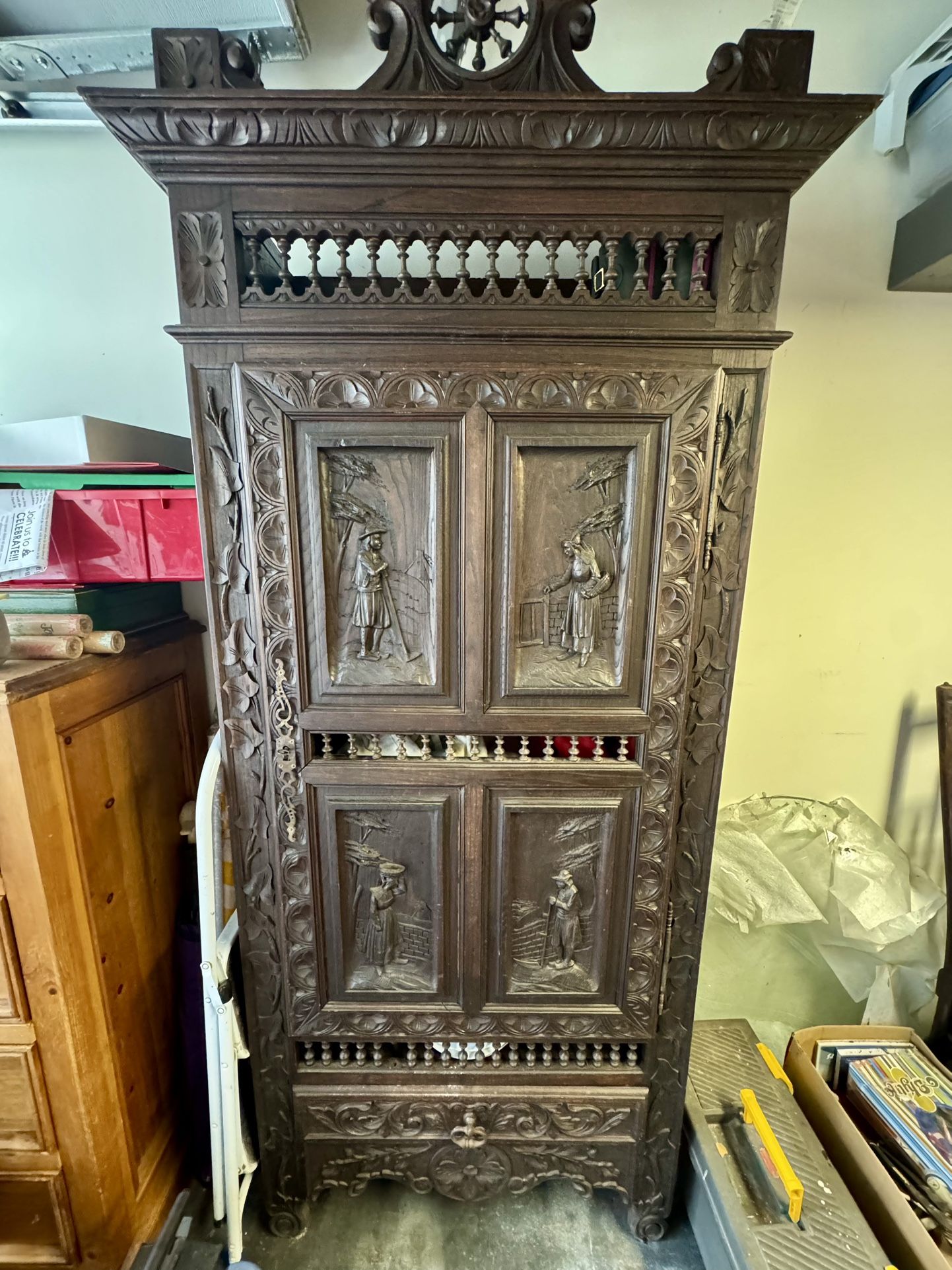 Vintage Armoire 🩵 Only $300!