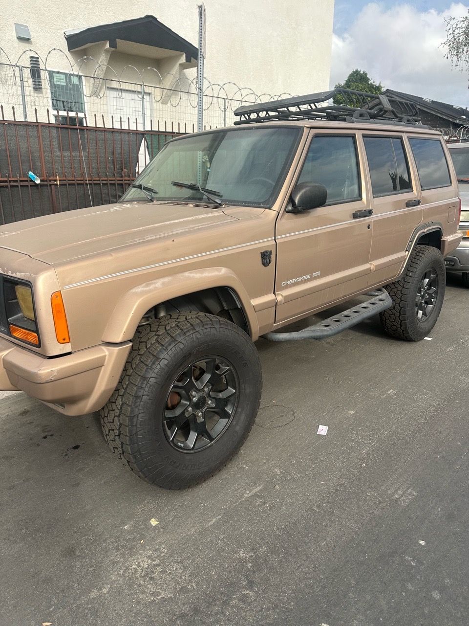 1999 Jeep Cherokee for Sale in Compton, CA - OfferUp