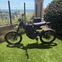 2024 Surron Lightbee. Dm on Insta For More. Account Is BikeresellBO.