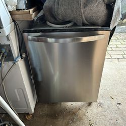 24” Frigidaire Dishwasher 