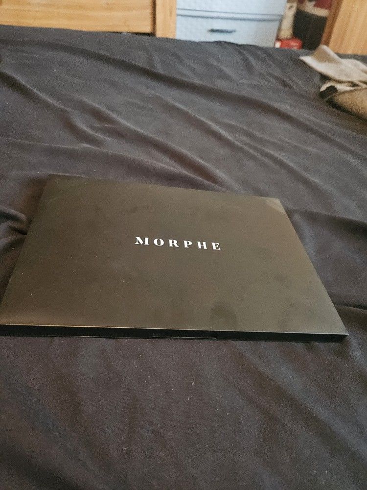 Morphe Make Up