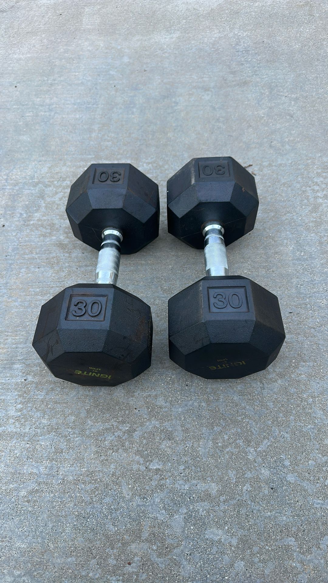 Ignite 30lbs dumbbell