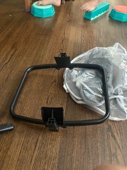 Chicco keyfit 35 with chicco stroller infant adapter