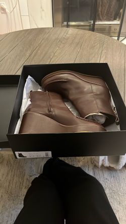 Coach Brady Leather Walnut Bootie 8.5B