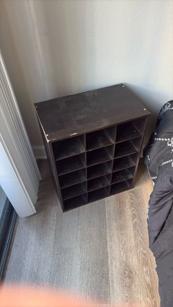 Dresser/shoe Holder 