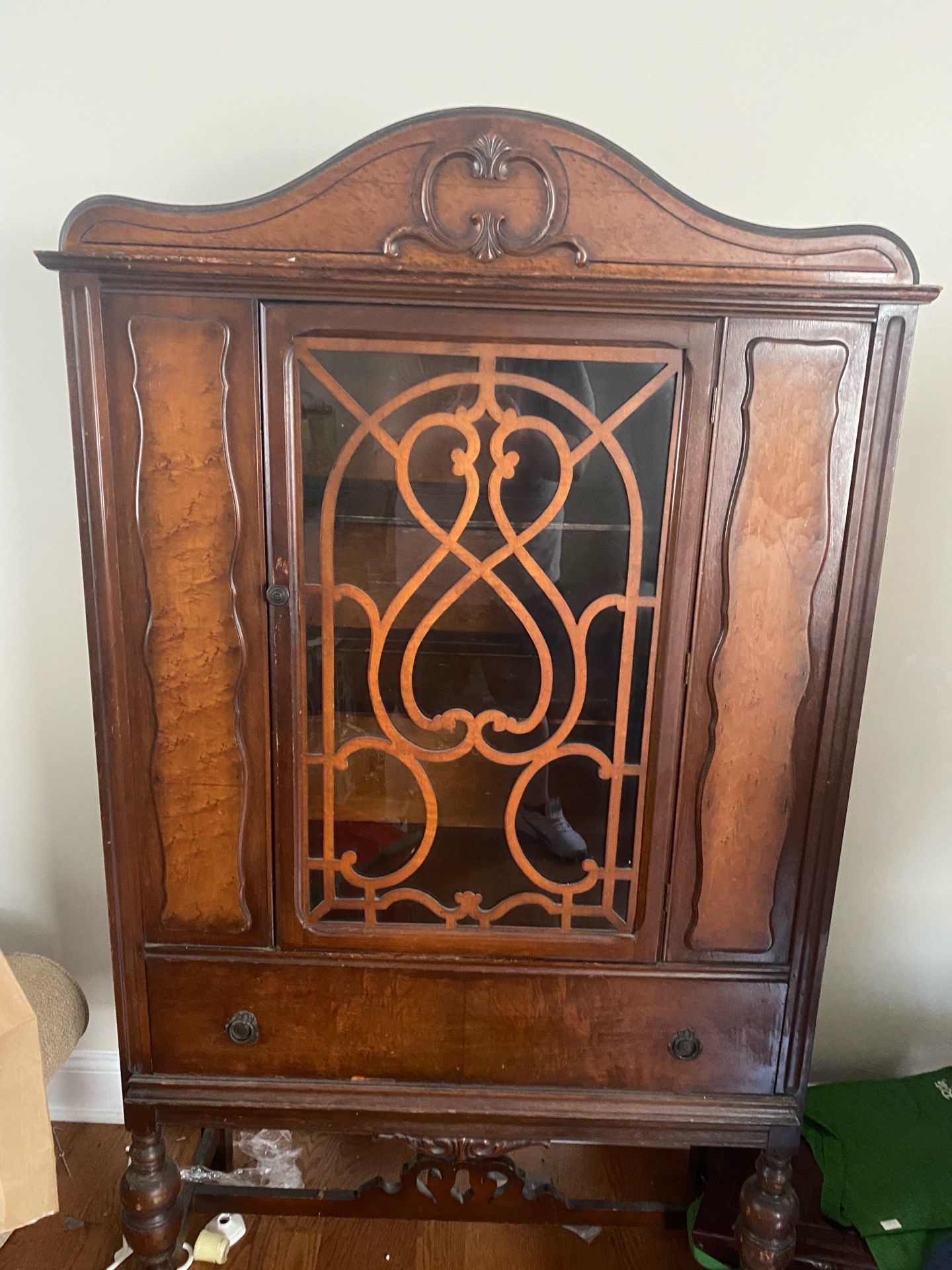 Hutch excellent condition