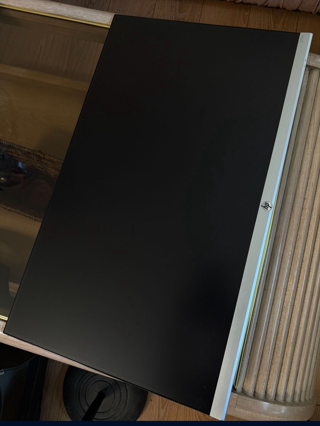 27” Monitor W/ Visa Mount