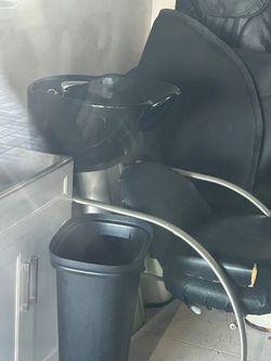 Salon Shampoo Chair and Bowl – As-Is