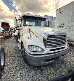 61003J5 TRUCK TRACTOR FREIGHTLINER COLB WHITE DAY CAB