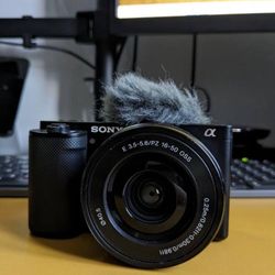 Sony ZV-E10 Vlog camera 
