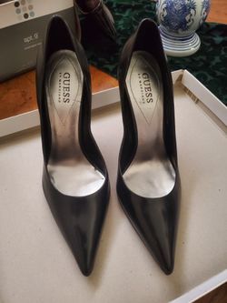 guess black heels