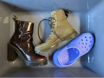 Shoe bundle (doc martens, crocs) - size 8
