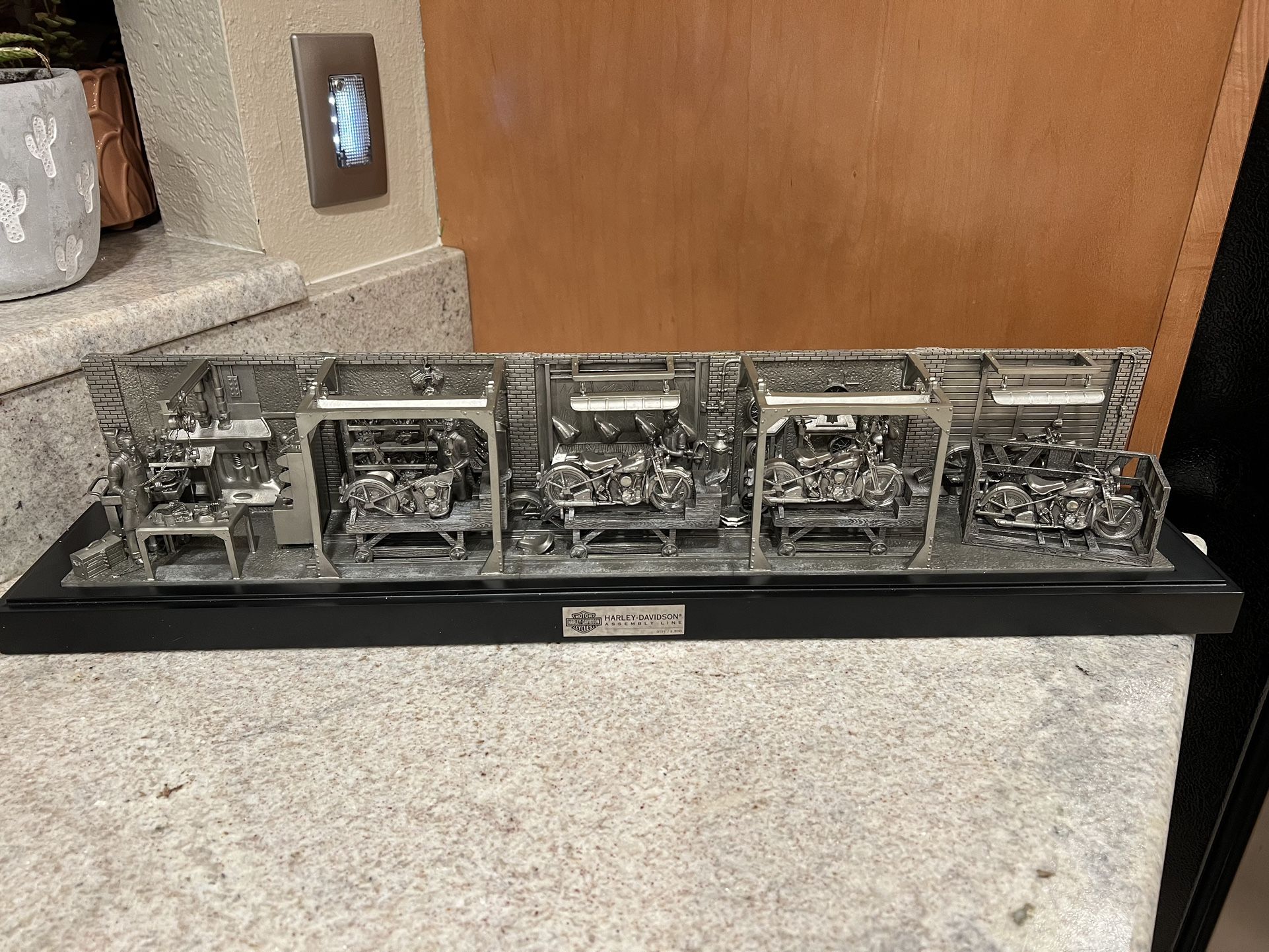 Harley-Davidson Pewter Assembly Line Glass Cover # 0171/2500