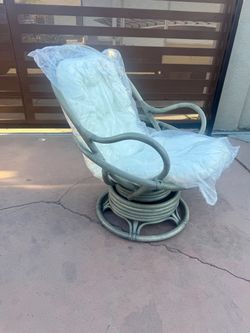 Rattan Swivel Rocker Chair with Cushion