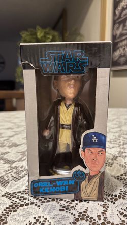 Dodgers Orel-Wan Kenobi Star Wars bobblehead