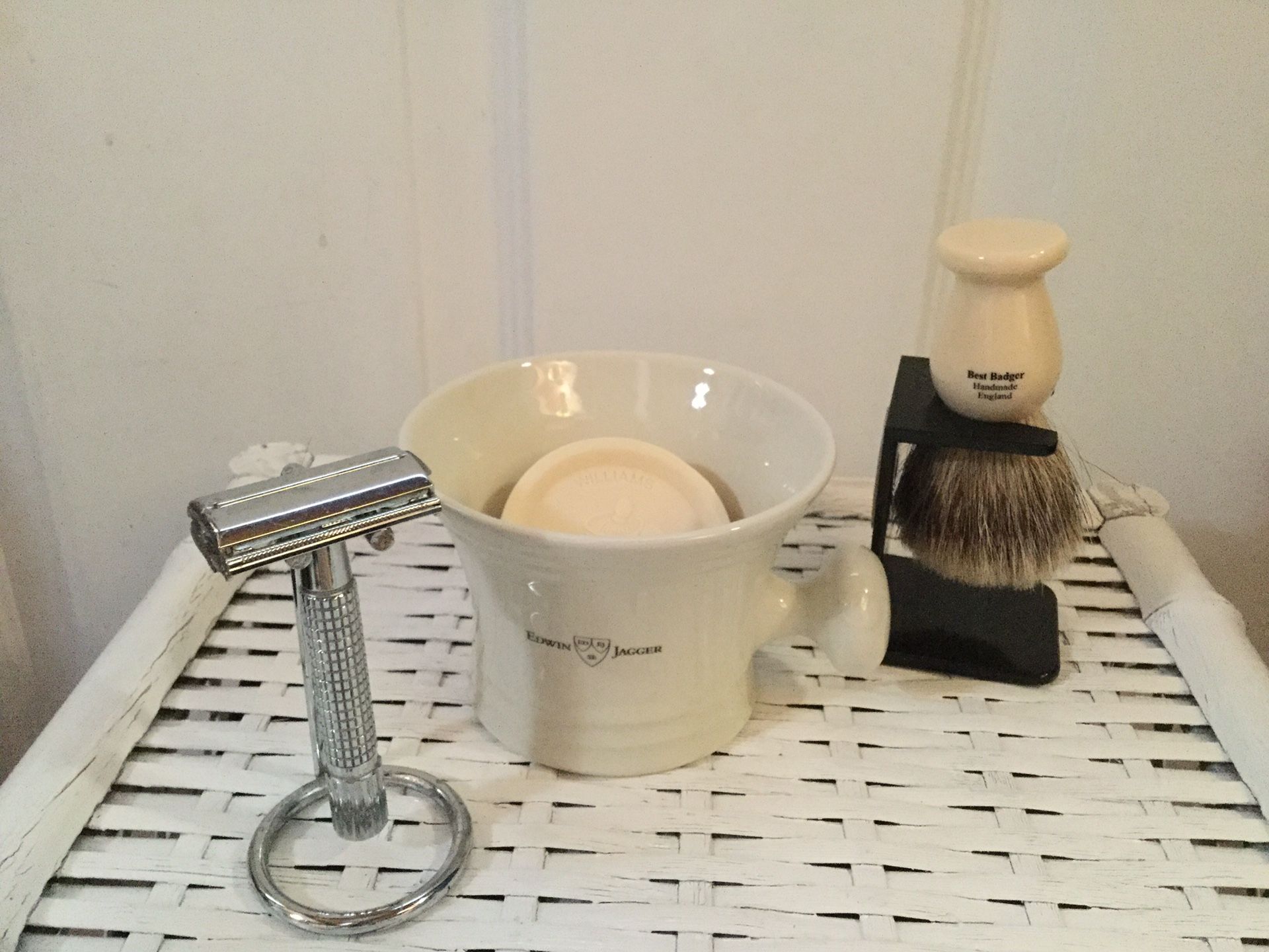 Edwin Jagger Shave Mug, Brush with Stand and New Williams Mug Shaving Soap Set hasn’t been used (Shaver Sold Separately)