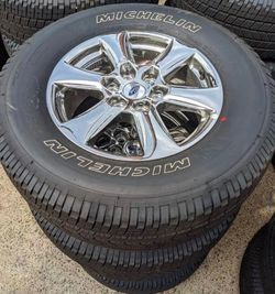 18” ford f150 ,Expedition wheels and Michelin tires $899